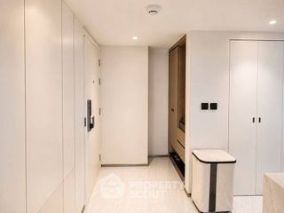 For rent 3 bedrooms condo in Bang Rak, Bangkok