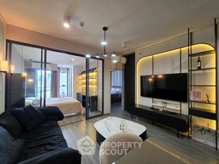 For rent 2 bedrooms condo in Bang Rak, Bangkok