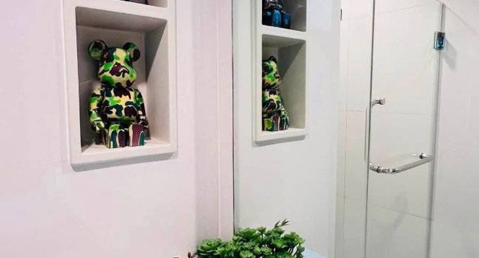Wohnung zur Miete mit 1 Zimmer in Huai Khwang, Bangkok