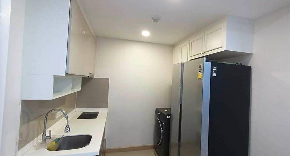 Wohnung zur Miete mit 1 Zimmer in Huai Khwang, Bangkok