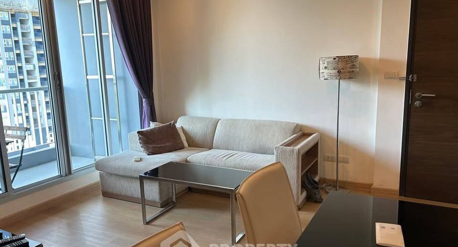 Wohnung zur Miete mit 2 Zimmer in Phra Khanong, Bangkok