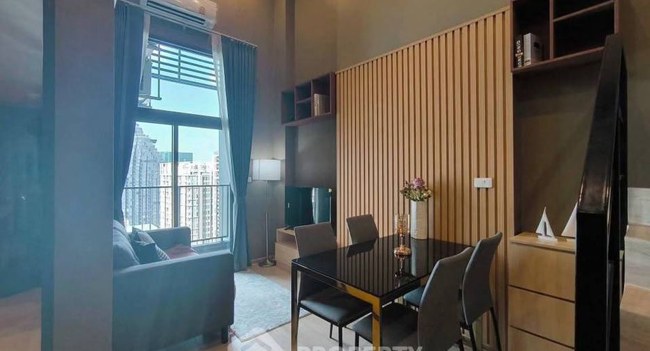 For rent 2 bedrooms condo in Watthana, Bangkok