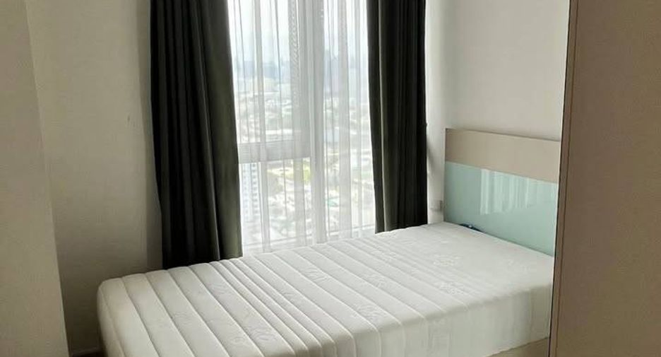 For rent 2 bedrooms condo in Phaya Thai, Bangkok