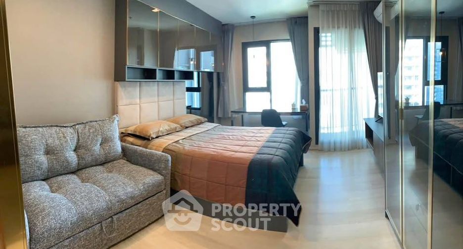 Wohnung zur Miete mit 1 Zimmer in Pathum Wan, Bangkok