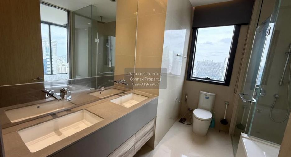 For rent 2 bedrooms condo in Watthana, Bangkok