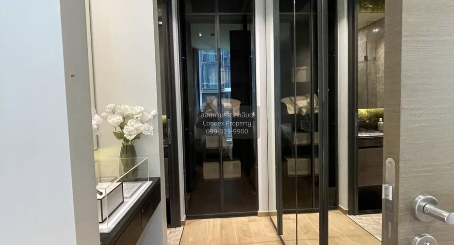 For rent 2 bedrooms condo in Pathum Wan, Bangkok
