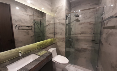 Condo en alquiler de 1 habitaciones en Khlong Toei, Bangkok