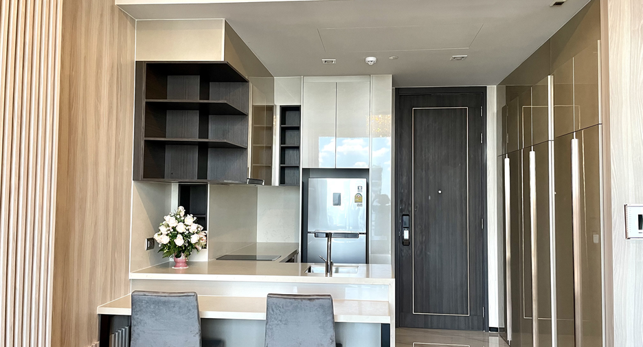 Condo en alquiler de 1 habitaciones en Khlong Toei, Bangkok