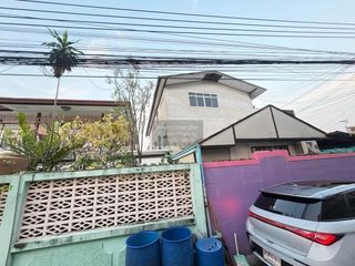 出售 40 卧室 公寓式住宅 在 Yan Nawa, 曼谷