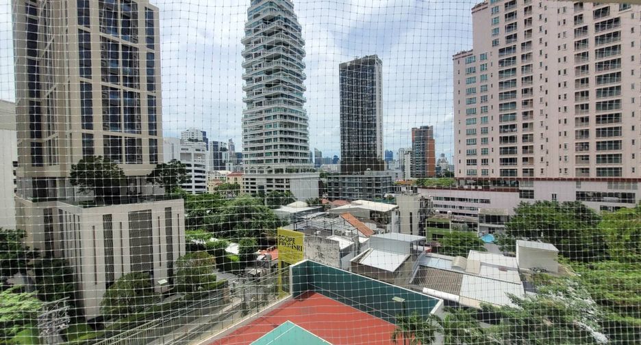 Wohnung zur Miete und zum Kauf mit 3 Zimmer in Khlong Toei, Bangkok