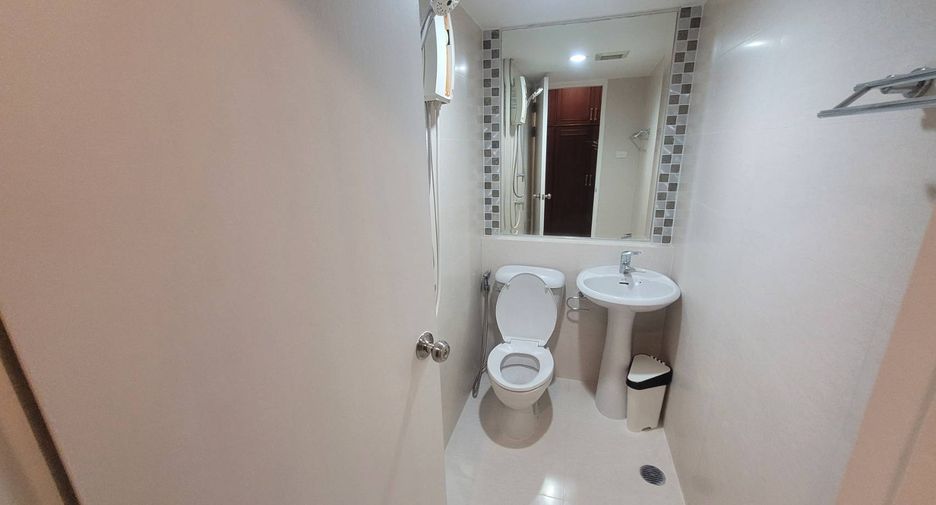 Wohnung zur Miete und zum Kauf mit 3 Zimmer in Khlong Toei, Bangkok
