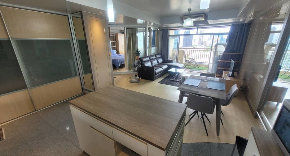 For rent 2 ベッドルーム condo in Khlong Toei, Bangkok
