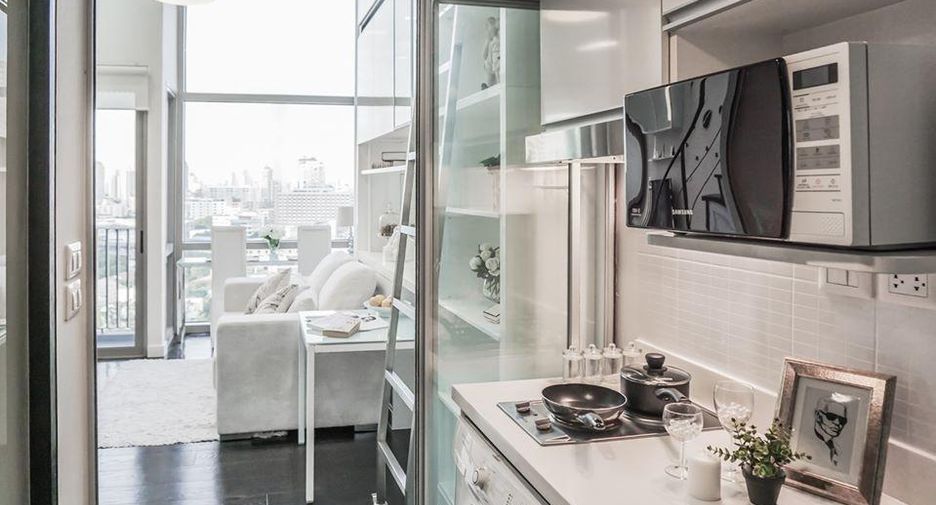 For rent 1 bed condo in Khlong Toei, Bangkok
