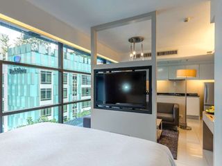 À louer studio condo à Khlong Toei, Bangkok