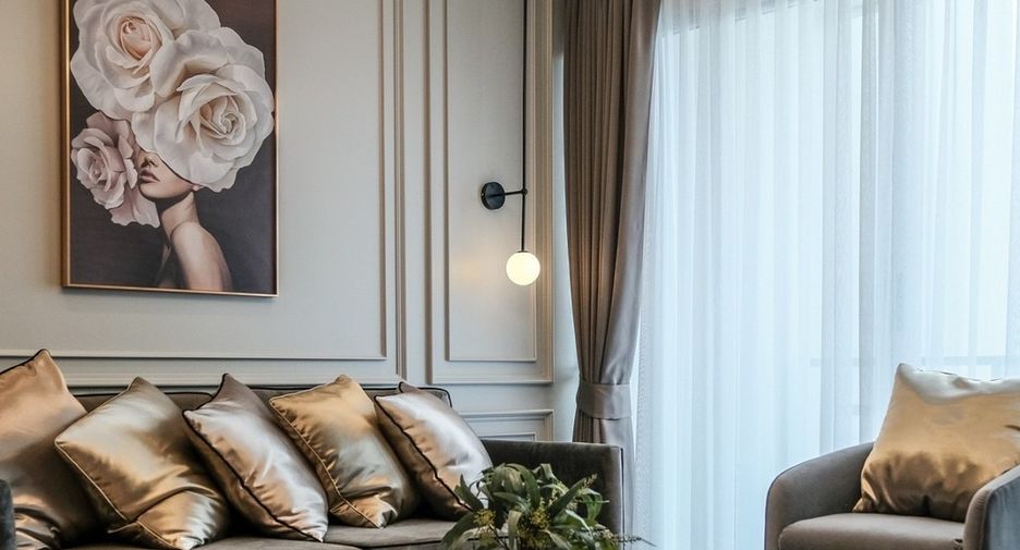 For rent 3 bedrooms condo in Khlong Toei, Bangkok