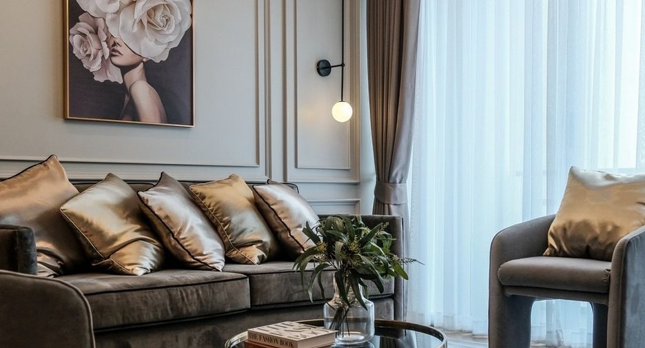 For rent 3 bedrooms condo in Khlong Toei, Bangkok