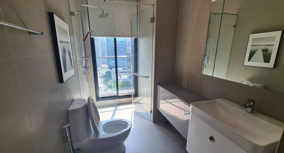 For rent 1 bed condo in Pathum Wan, Bangkok