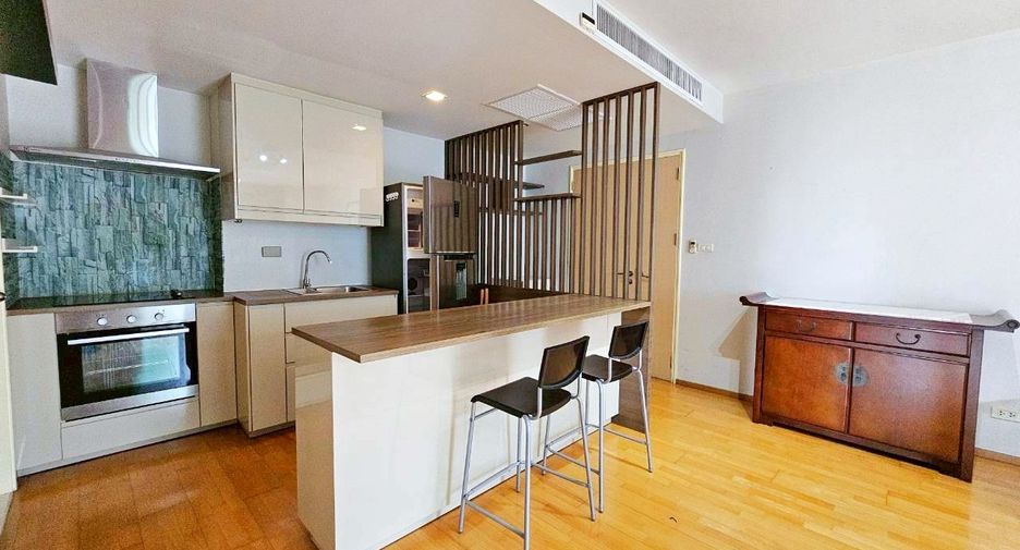 Condo en alquiler de 2 habitaciones en Khlong Toei, Bangkok