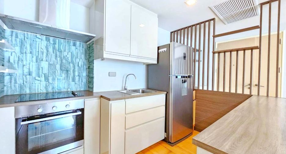Condo en alquiler de 2 habitaciones en Khlong Toei, Bangkok