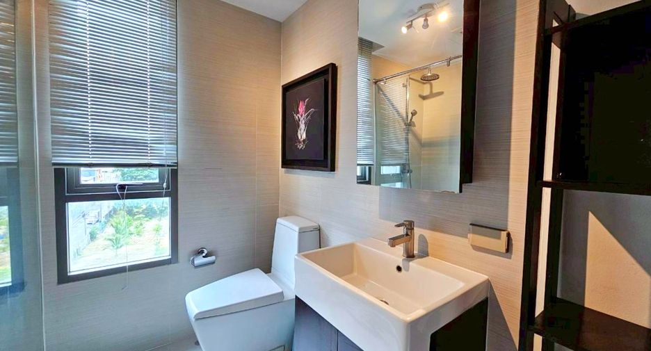 Condo en alquiler de 2 habitaciones en Khlong Toei, Bangkok