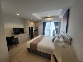 Wohnung zur Miete mit Studio in Pathum Wan, Bangkok
