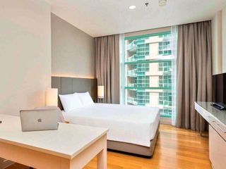 À louer 2 chambres condo à Bang Kho Laem, Bangkok