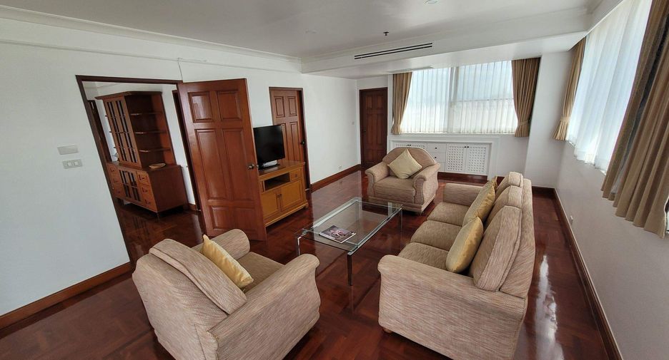 À louer 3 chambres condo à Khlong Toei, Bangkok