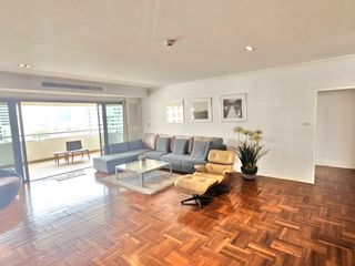 For rent 3 bedrooms condo in Watthana, Bangkok