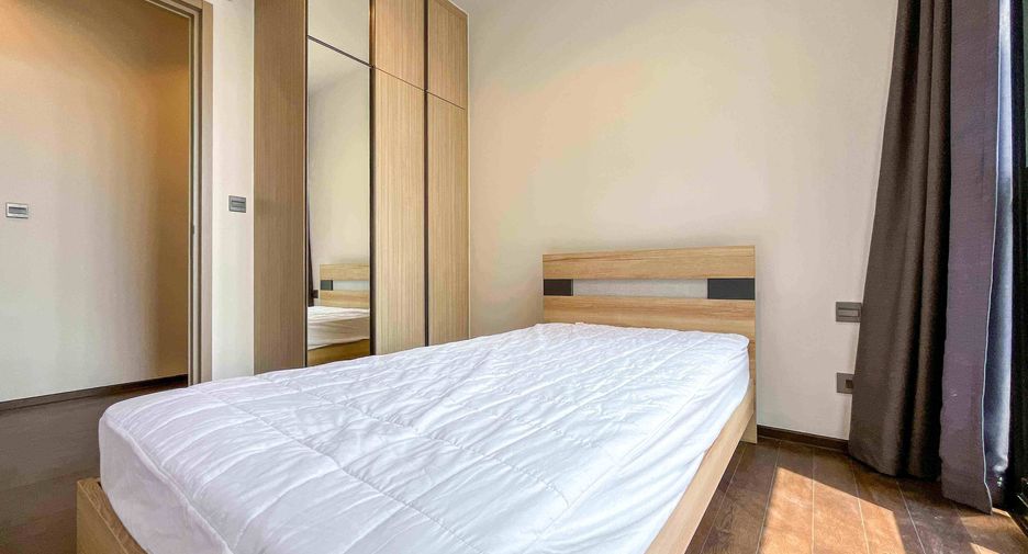 Condo en alquiler de 2 habitaciones en Pathum Wan, Bangkok