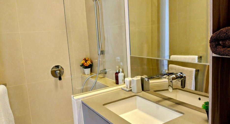 Wohnung zur Miete und zum Kauf mit 1 Zimmer in Watthana, Bangkok