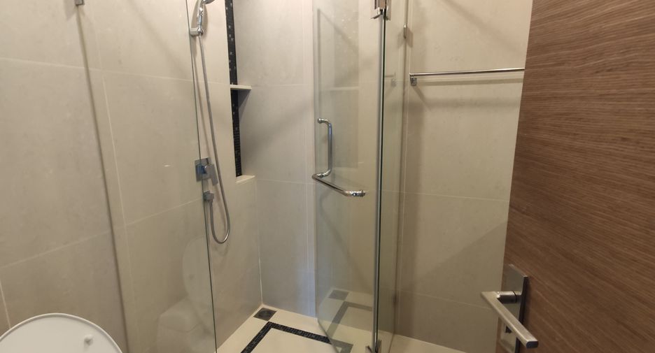 Condo en alquiler de 2 habitaciones en Sathon, Bangkok