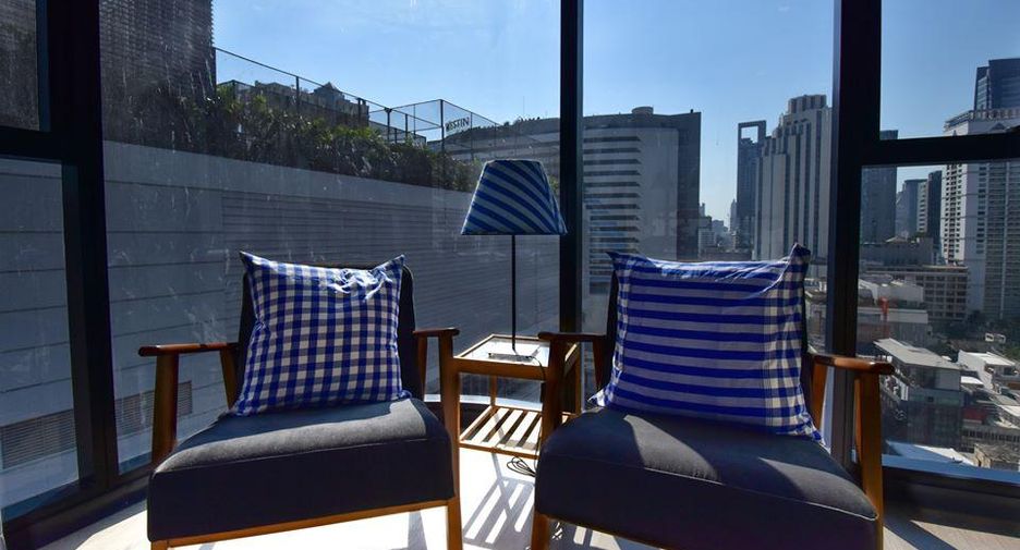 Condo en alquiler y en venta de 2 habitaciones en Khlong Toei, Bangkok