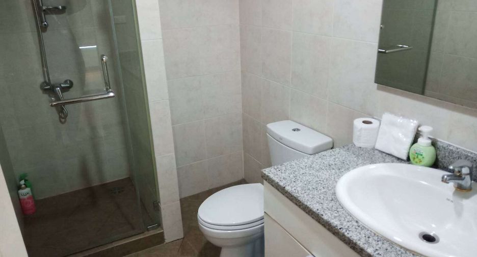Wohnung zur Miete mit 2 Zimmer in Khlong Toei, Bangkok