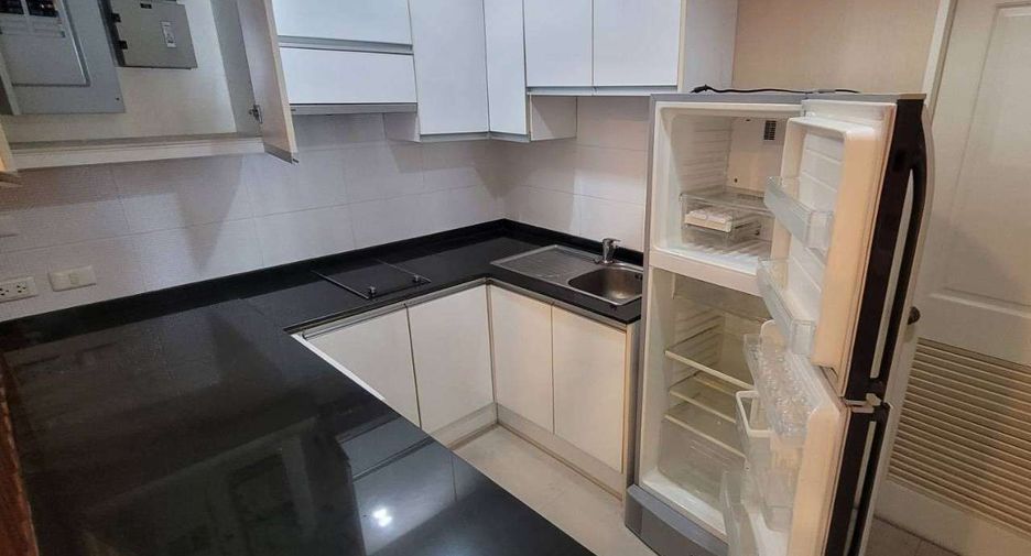 Wohnung zur Miete mit 2 Zimmer in Khlong Toei, Bangkok