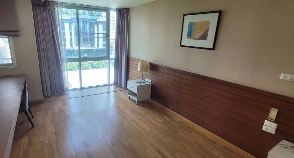 Wohnung zur Miete mit 2 Zimmer in Khlong Toei, Bangkok