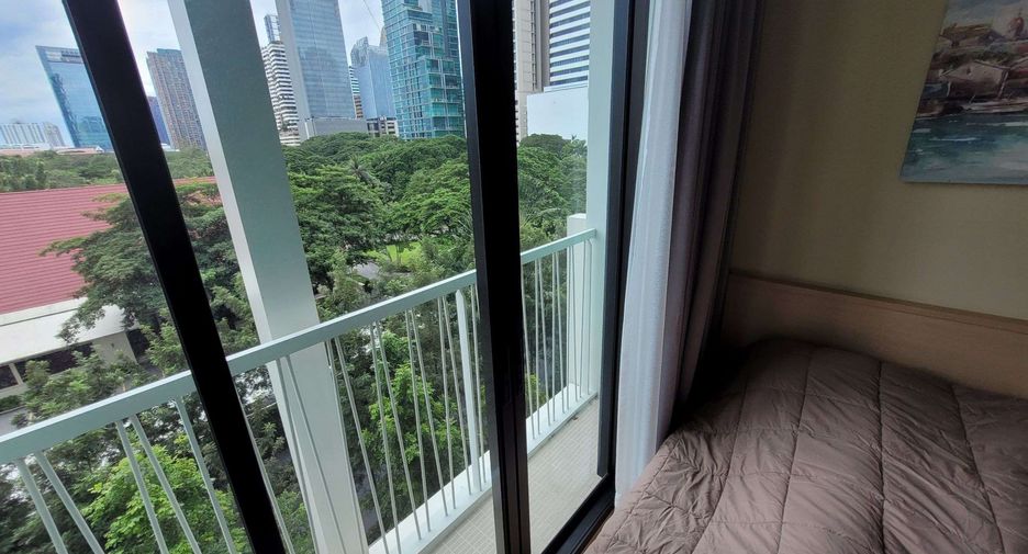 For rent 2 bedrooms condo in Watthana, Bangkok
