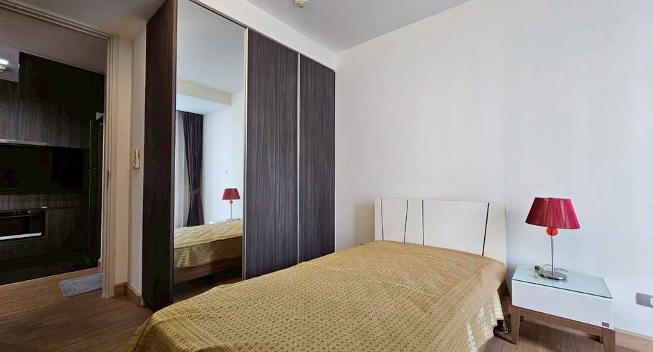 For rent 2 ベッドルーム condo in Watthana, Bangkok