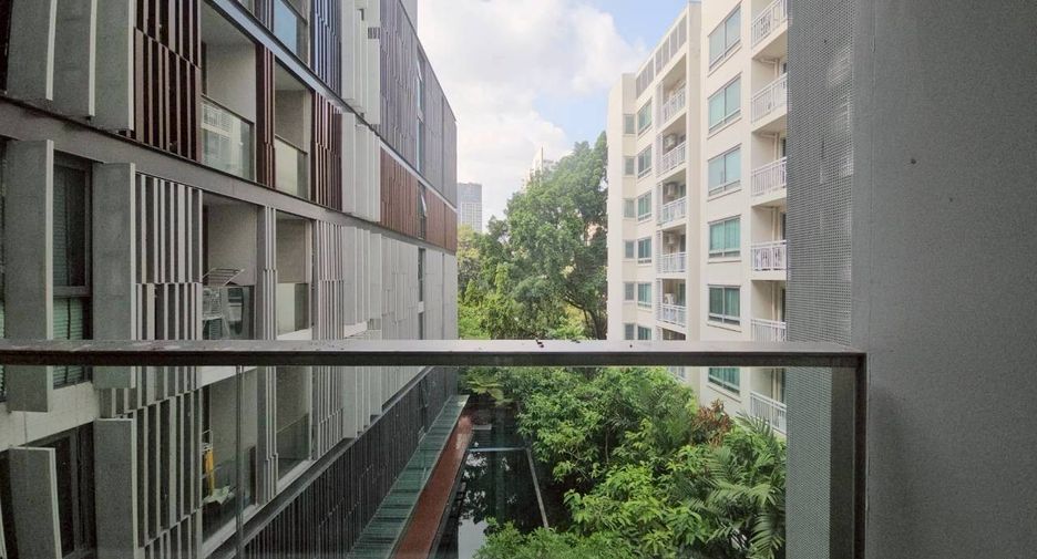 For rent 2 ベッドルーム condo in Watthana, Bangkok