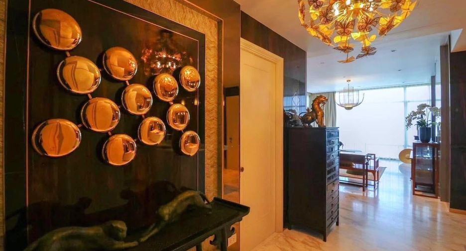 Condo en alquiler de 3 habitaciones en Bang Kho Laem, Bangkok