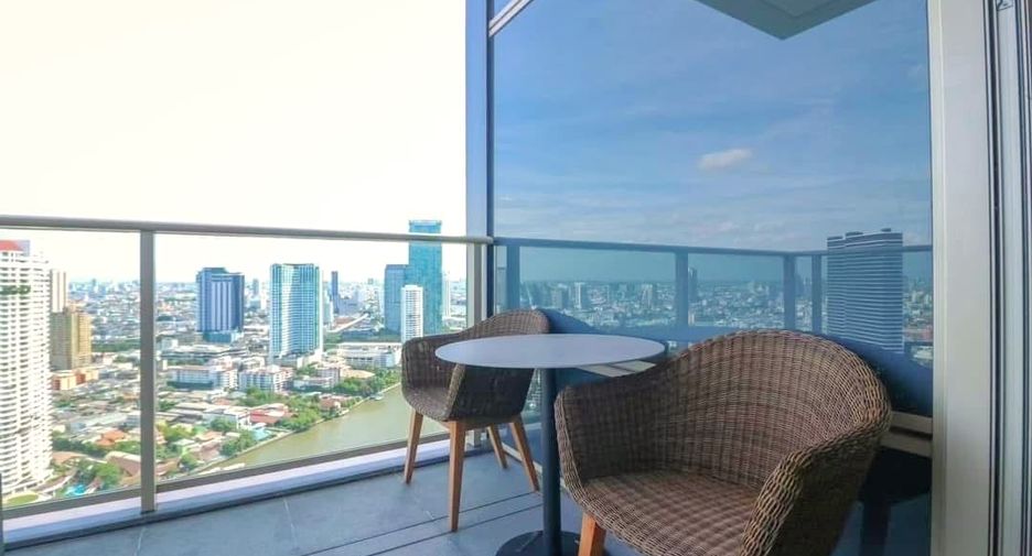 Condo en alquiler de 3 habitaciones en Bang Kho Laem, Bangkok