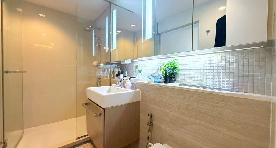Condo en alquiler de 1 habitaciones en Khlong Toei, Bangkok