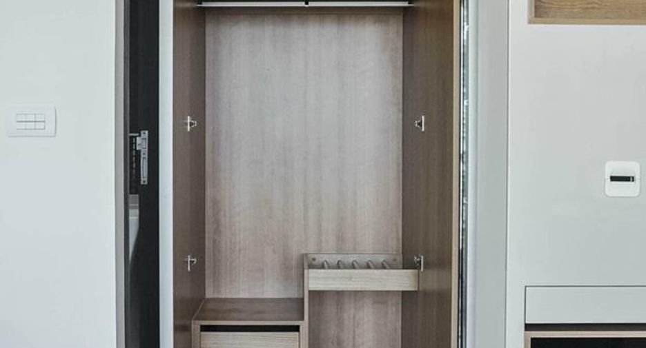 Condo en alquiler de 1 habitaciones en Sathon, Bangkok