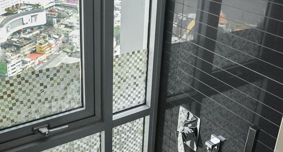 Condo en alquiler de 1 habitaciones en Sathon, Bangkok