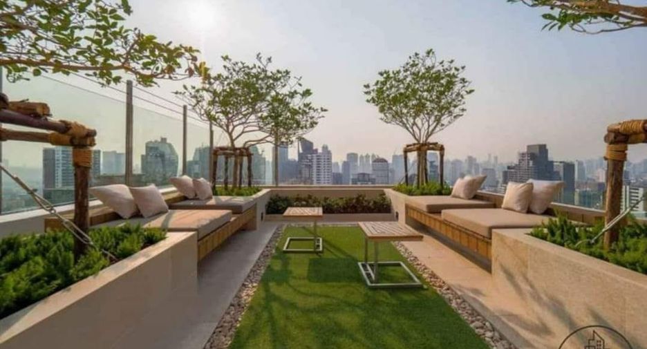 For rent 1 bed condo in Watthana, Bangkok