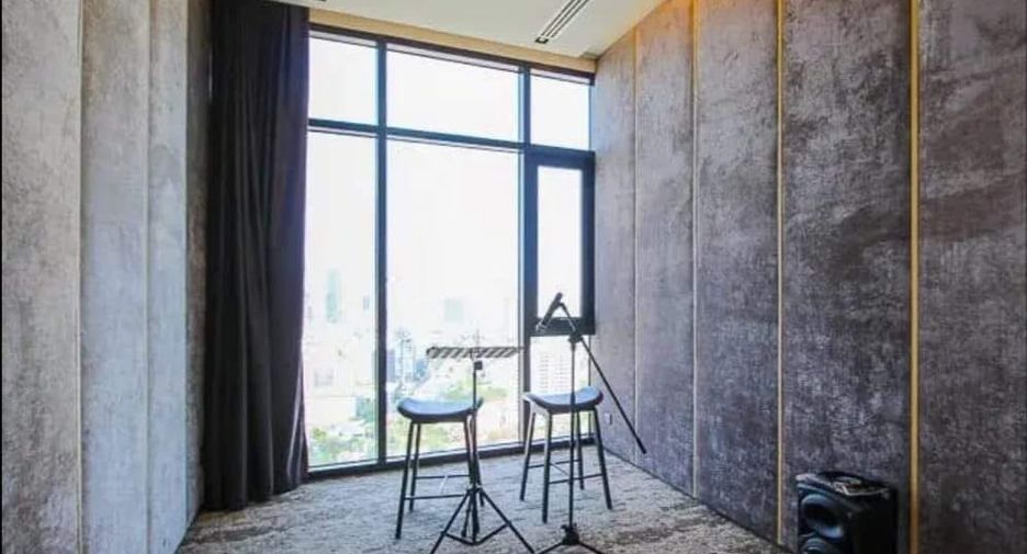 For rent 1 bed condo in Watthana, Bangkok