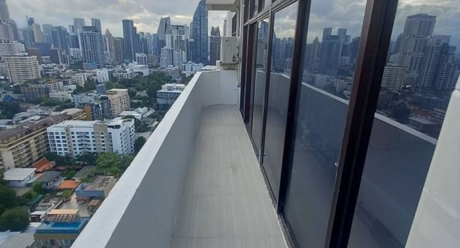 ให้เช่า 2 ห้องนอน คอนโด ใน วัฒนา, กรุงเทพฯ