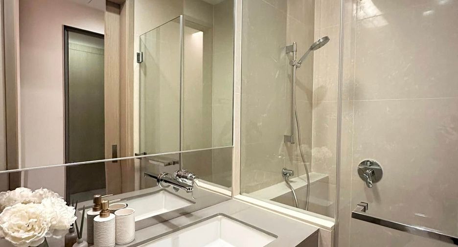 For rent 1 bed condo in Watthana, Bangkok