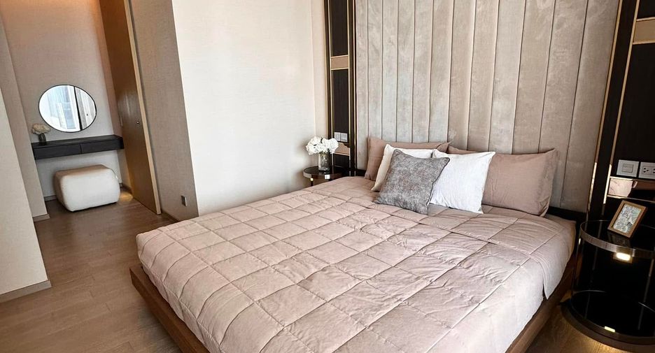 For rent 1 bed condo in Watthana, Bangkok