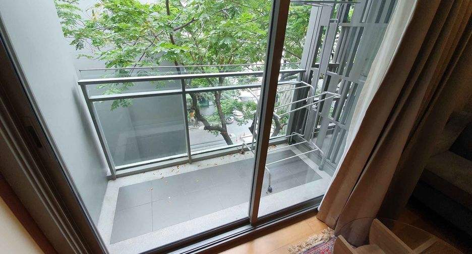 À louer et à vendre 1 chambre condo à Watthana, Bangkok