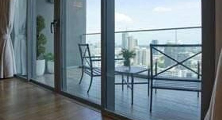 Wohnung zur Miete mit 3 Zimmer in Khlong Toei, Bangkok